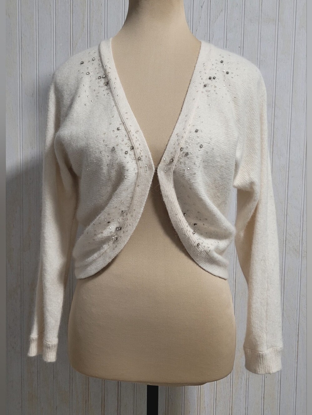 ​Vintage Abercrombie & Fitch Cream Cashmere Wool Beaded Shrug Cardigan Size L